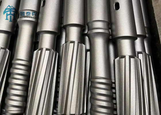 HLX5 T38 500mm Sandvik Tamrock 암반 드릴용 단조강 생크 어댑터